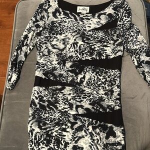 Joseph Ripkoff Sz 12 Black and White animal print midi dress